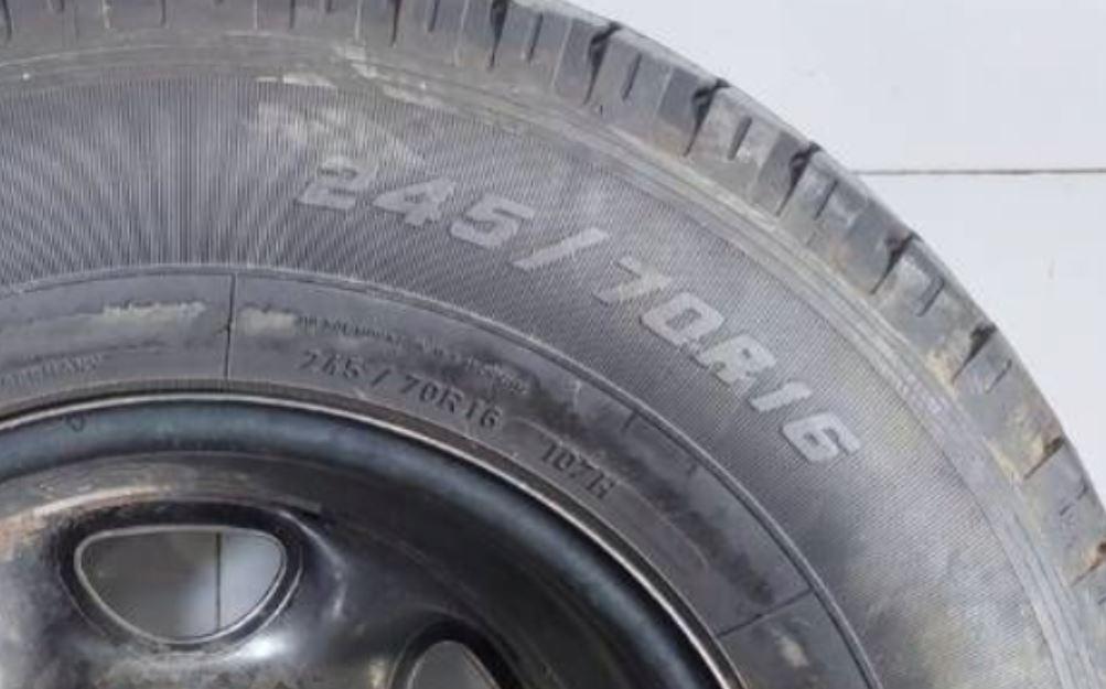Opel Frontera A 1992-1998 hatchback 2.0 petrol MT 85 kW 1992  Plechový disk s pneumatikou 6X139 7 7J 16 ET 38