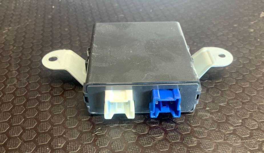 Kia Sorento I 2003-2009 hatchback 2.5 CRDi diesel AT 103 kW 2003  Modul 98750-3E000