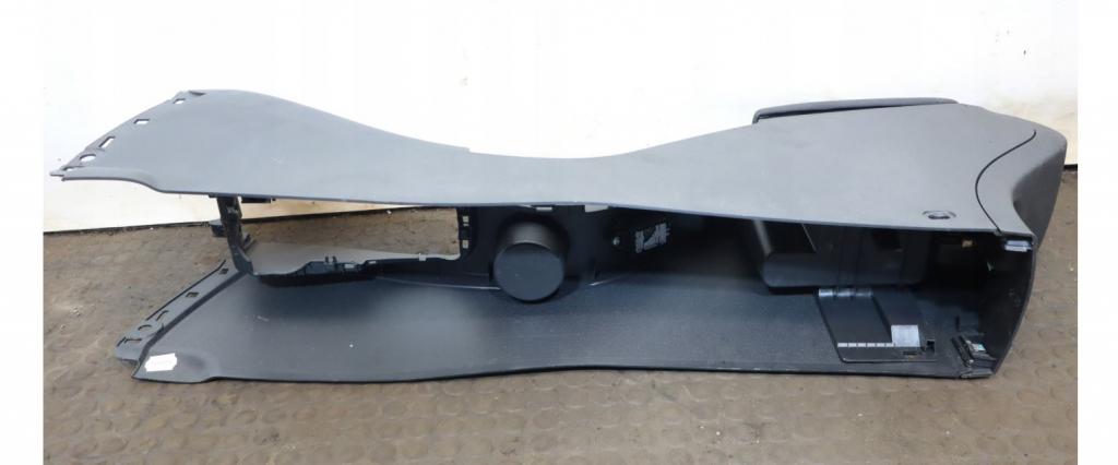 Renault Megane III 2008-2016 combi 1.5 DCI diesel MT 66 kW 2011  Stredový tunel