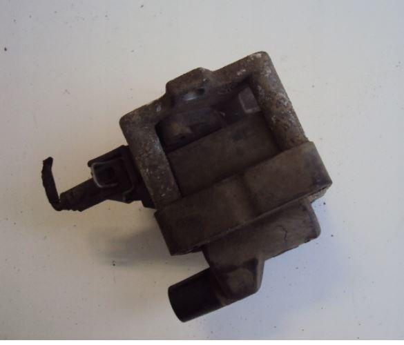 Skoda Felicia hatchback 1.6 petrol MT 55 kW 1998  Zapaľovacia cievka 6N0905104