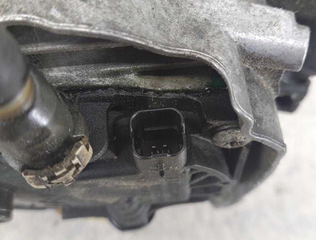 Peugeot Citroen Fiat Obal palivového filtra 9685414080 9683199680 1040354S01