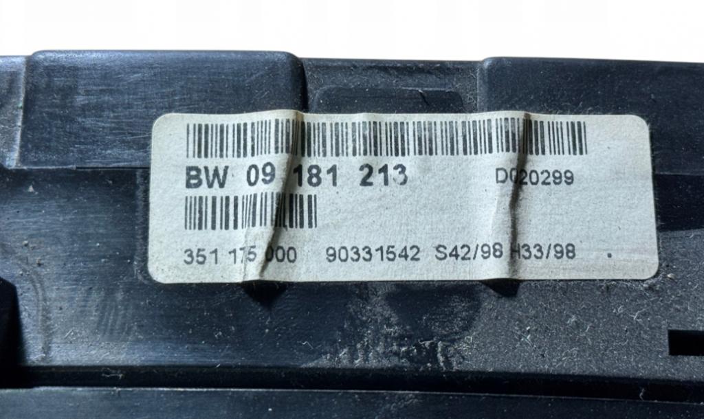 Opel Zafira A 1999-2005 hatchback 1.8 16v Prístrojová doska BW09181213