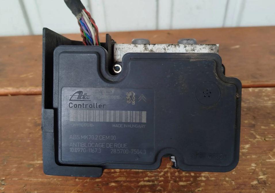 Citroen C3 II 2009-2016 hatchback 1.4 HDI diesel MT 50 kW 2014  Pumpa ABS 9666392580