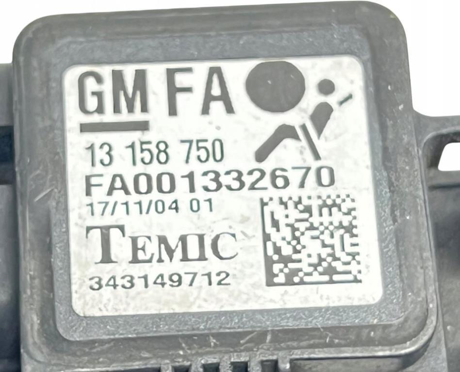 Opel Astra III 2004-2014 hatchback 1.4 16v petrol MT 66 kW 2006  Snímač nárazu 13158750