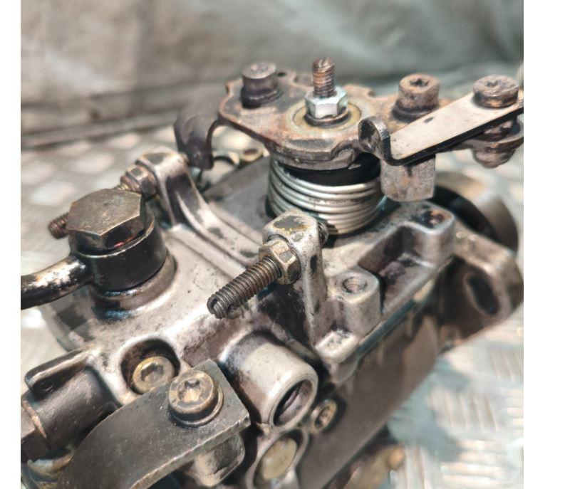 Citroen Xsara I 1997-2000 hatchback 1.9 D diesel MT 51 kW 2000  Vstrekovacie čerpadlo 0460484137