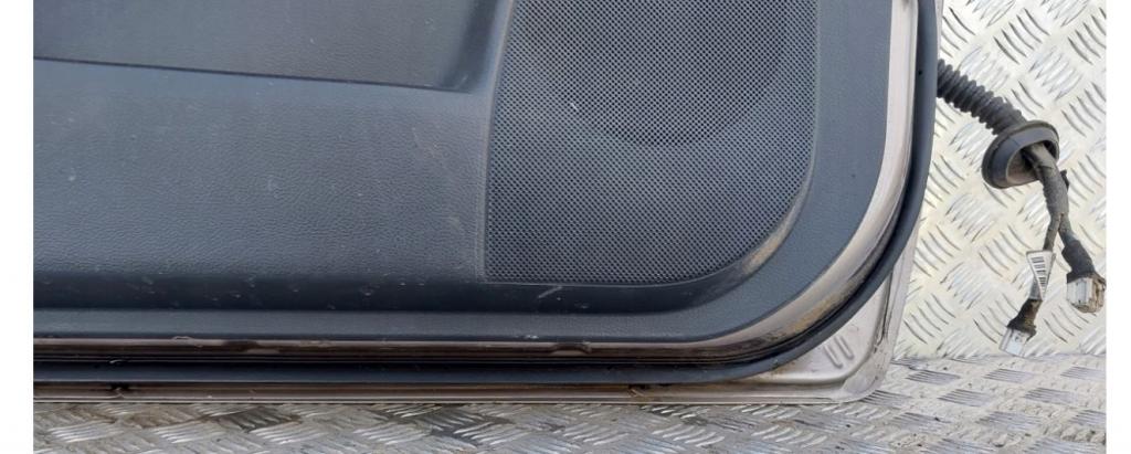 Nissan Note I 2006-2012 hatchback 1.4 16v petrol MT 65 kW 2007  Dvere predné ľavé