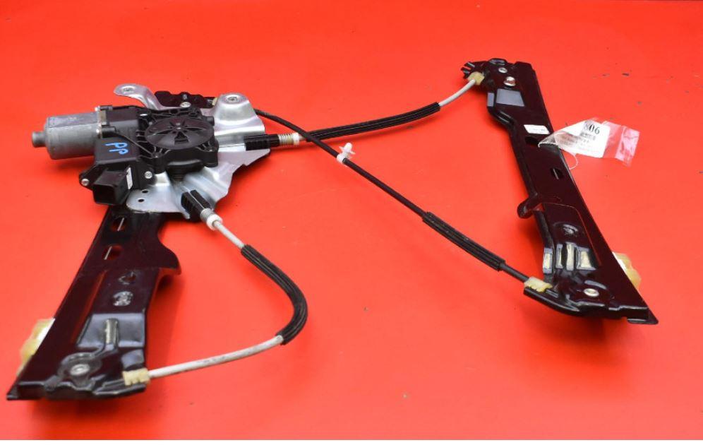 Opel Astra IV 2009-2015 hatchback 1.4 T petrol MT 103 kW 2011  Mechanizmus stieračov predný pravý 13350759