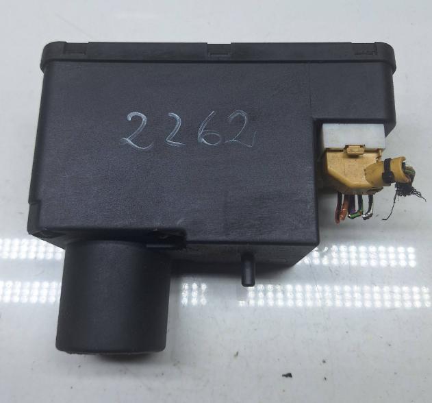 Audi 100 C4 1991-1994 sedan Pumpa centrálneho zámku 4A0862257D