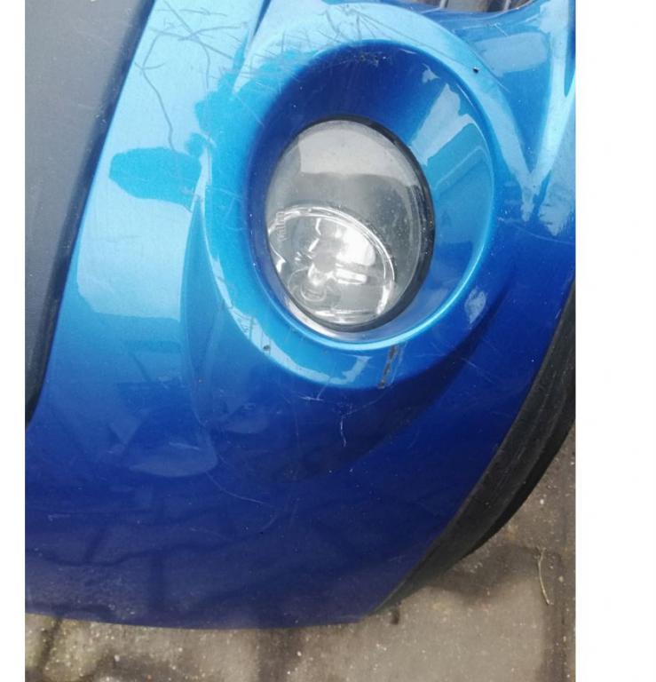 Renault Clio II 1998-2012 hatchback 1.5 DCI diesel MT 59 kW 2001  Nárazník predný