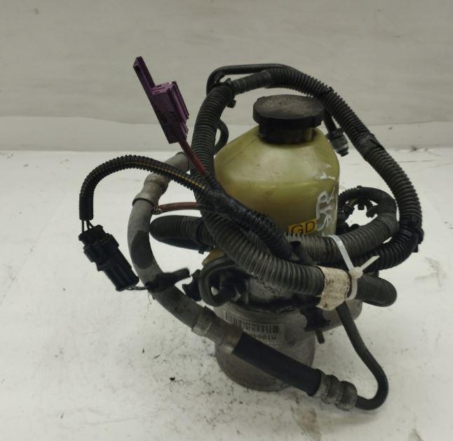 Opel Astra III 2004-2014 hatchback 1.7 CDTI diesel MT 74 kW 2005  Servočerpadlo 104-0085-003-094