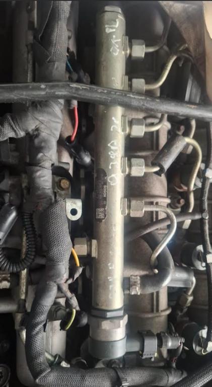 Alfa Romeo 159 sedan 2.4 JTD diesel 147 kW 2007  Vstrekovacia rampa 0445215019