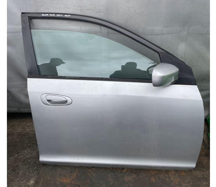 Honda Civic VII 2000-2006 sedan 1.6 16v petrol MT 81 kW 2004  Dvere predné pravé