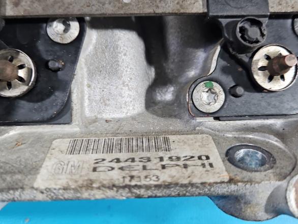 Opel Astra III 2004-2014 hatchback 1.6 16v petrol MT 77 kW 2005  Sacie potrubie 24431920  55352859 24435069