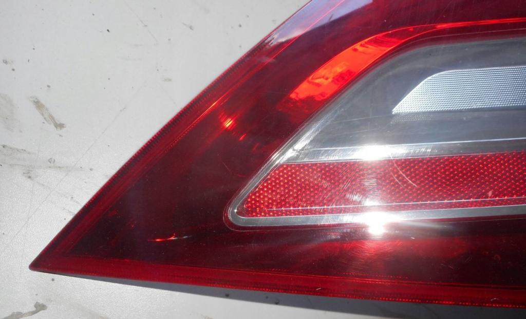 Renault Megane II 2003-2008 sedan 1.6 petrol MT 82 kW 2007  Svetlo zadné ľavé 8200757700