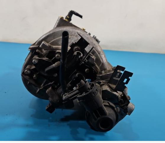 Opel Astra III 2004-2014 hatchback 1.6 16v petrol MT 77 kW 2005  Sacie potrubie 24431920  55352859 24435069