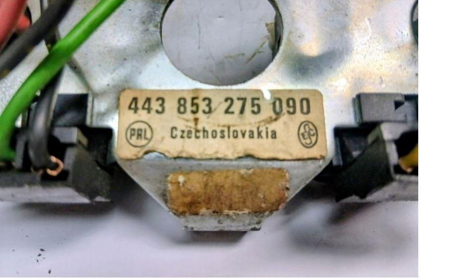 Skoda Favorit hatchback 1.3 petrol MT 43 kW 1991  Prepínacie páčky pod volantom 443853275090