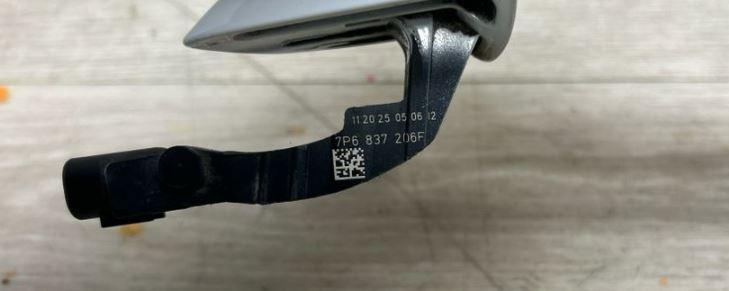 Volkswagen Touareg II 2010-2018 hatchback 3.0 TDI diesel AT 180 kW 2012  Kľučka dverí vonkajšia predná pravá 7P6837206F