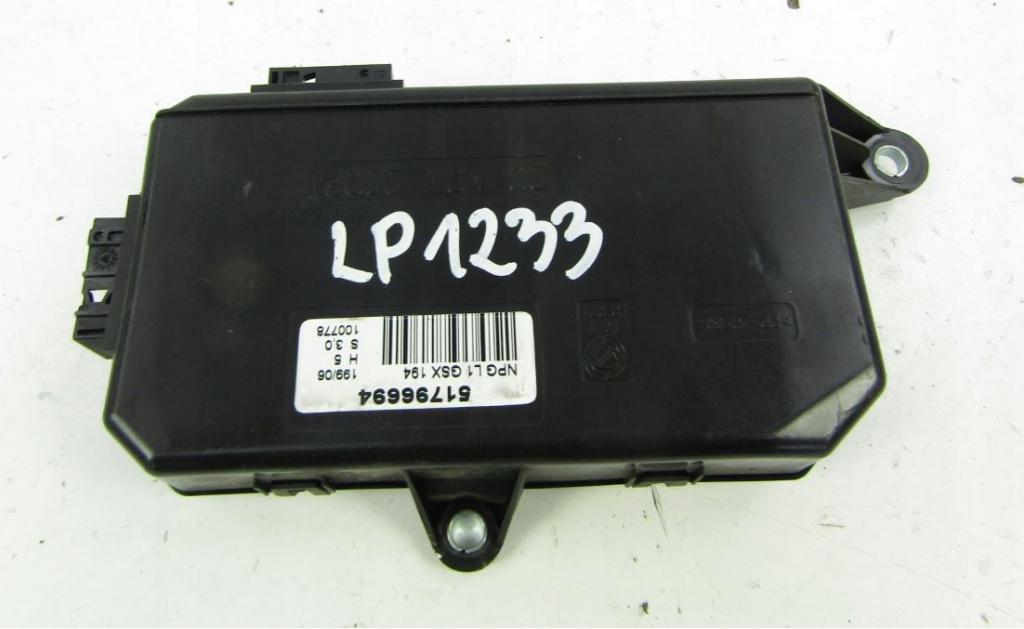 Fiat Croma II 2005-2010 combi 1.9 JTD diesel MT 88 kW 2006  Riadiaca jednotka dverí 51796694