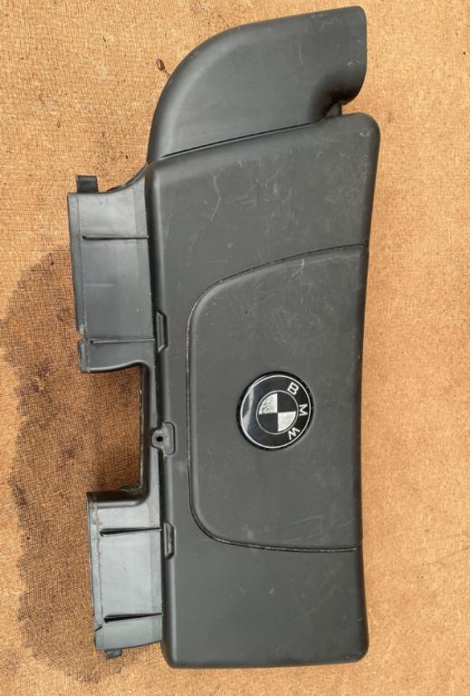 BMW 3 E90 2005-2013 sedan 2.0 diesel MT 120 kW Prívod (vedenie) vzduchu 7790605