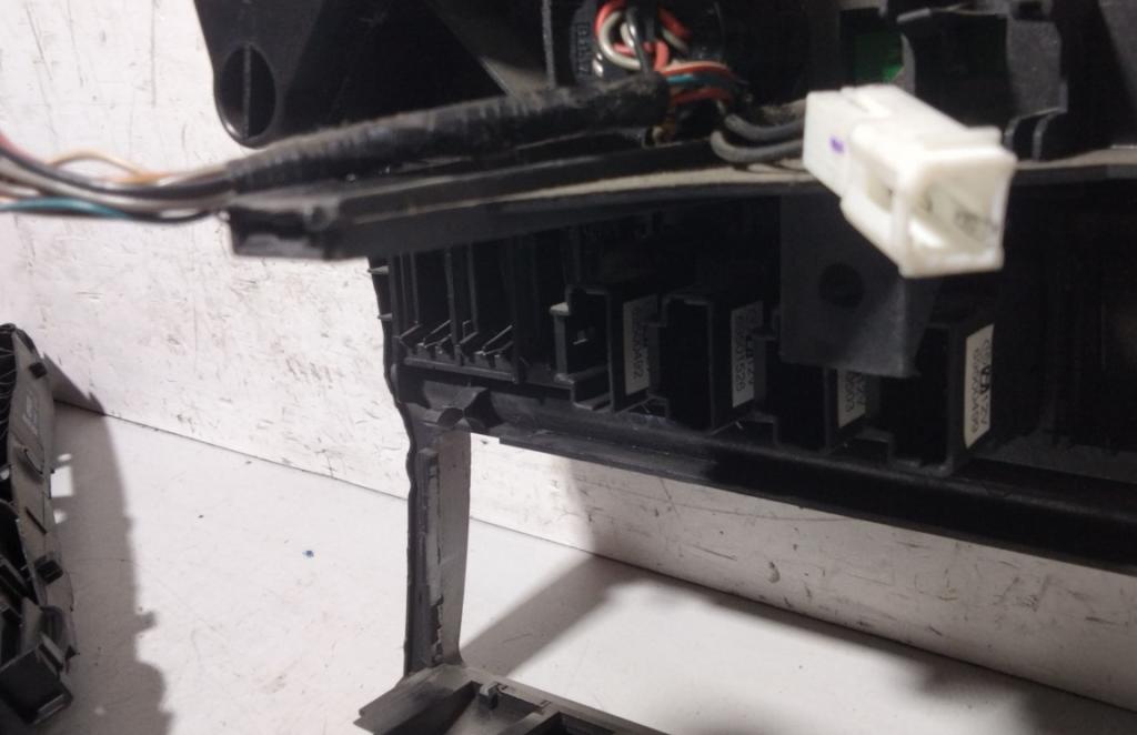 Iveco Daily IV 2006-2014 3.0 HPT diesel F1CE0481H MT 130 kW 2012  Panel kúrenia/klimatizácie 5801259634 568740100