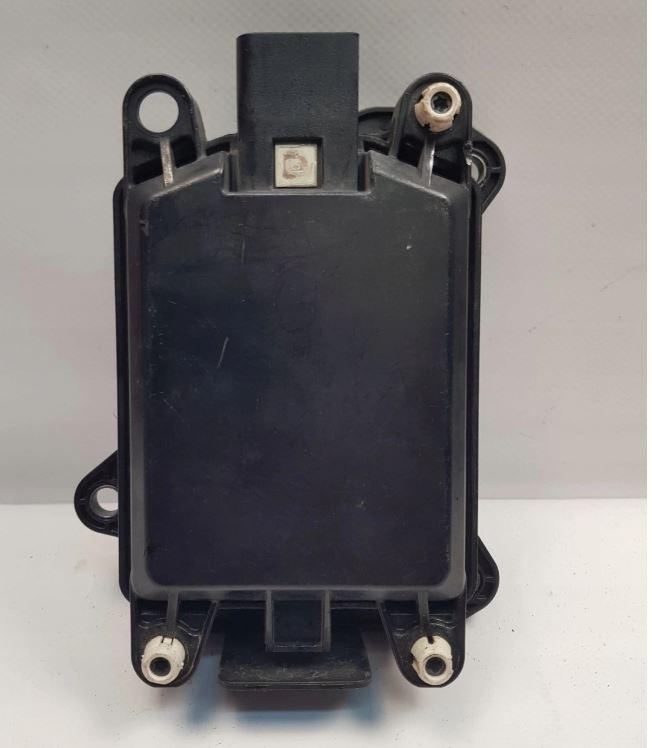 Peugeot 308 II 2013-2021 hatchback 1.6 THP petrol 5F02 MT 92 kW 2013  Radar 9819964880