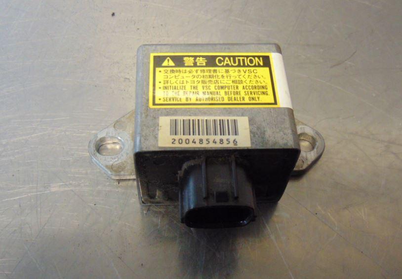 Toyota Land Cruiser J120 2002-2010 suv 3.0 D4D diesel 120 kW 2004  Snímač ESP 89183-60010