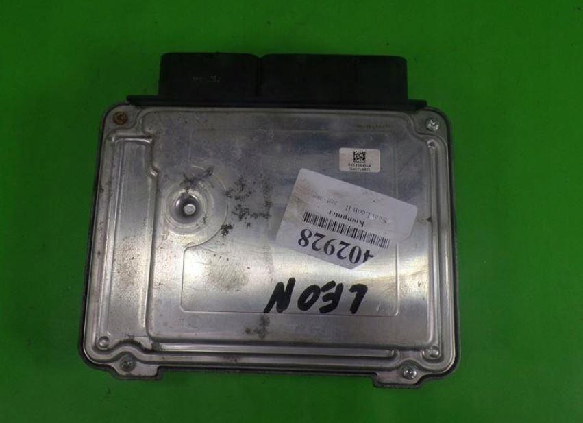 Seat Leon II 2005-2012 hatchback 1.9 TDI diesel MT 77 kW 2008  Riadiaca jednotka motora 03G906021LK