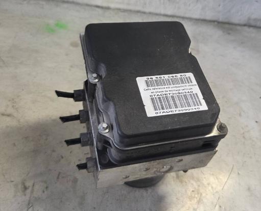Citroen C4 Grand picasso I 2006-2013 hatchback 2.0 HDI diesel AT 100 kW 2007  Pumpa ABS 9665106680 0265950962