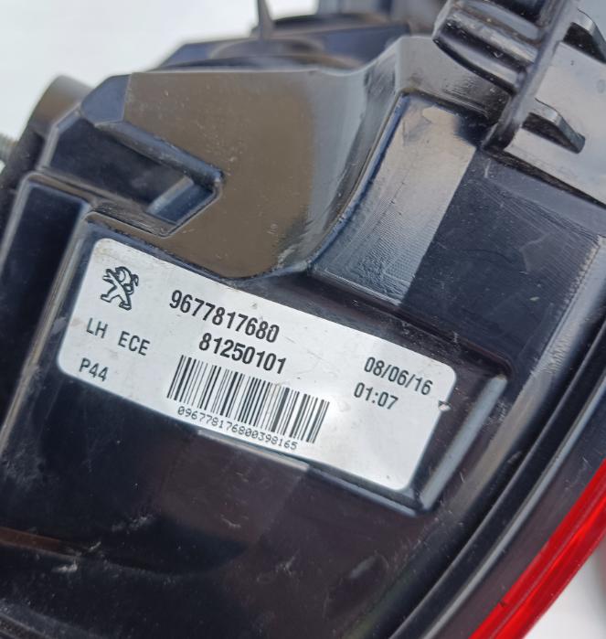 Peugeot 308 II 2013-2021 hatchback Svetlo zadné ľavé 9677817680