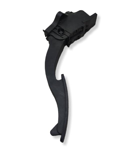 Mercedes A W176 2012-2018 Potenciometer plynového pedálu A2463001404