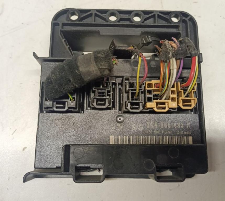Volkswagen Passat B6 2005-2010 sedan 1.9 TDI diesel MT 77 kW 2006  Modul komfortu 3C0959433K