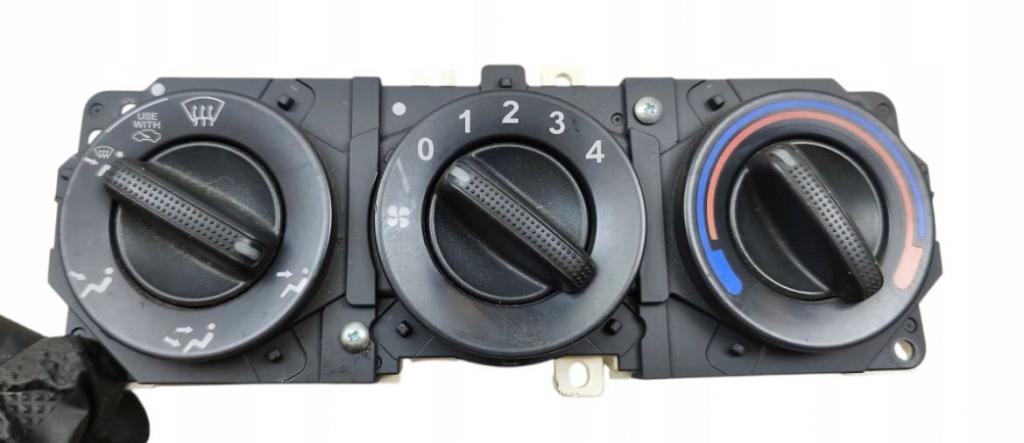 Honda Civic VII 2000-2006 hatchback 1.4 16v petrol MT 66 kW 2005  Panel kúrenia/klimatizácie 79500S6DG021M1