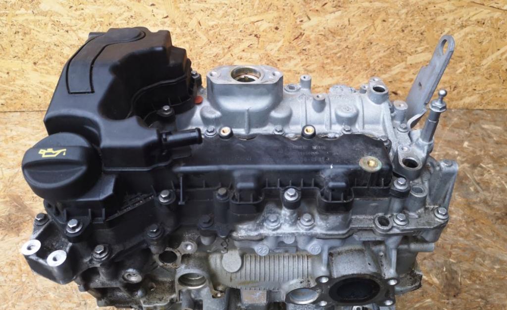 Citroen C4 II 2010-2017 hatchback 1.2 THP petrol MT 96 kW 2015 Motor benzín HN02