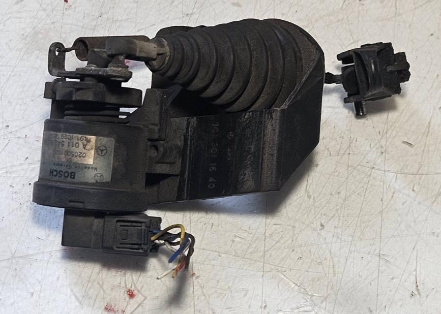 Volkswagen LT II 1996-2006 2.5 TDI diesel 80 kW 2000  Potenciometer plynového pedálu A0115428617
