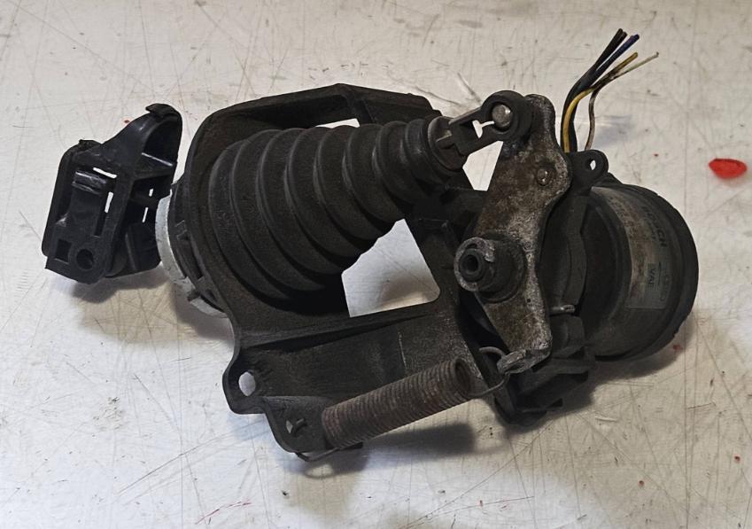 Volkswagen LT II 1996-2006 2.5 TDI diesel 80 kW 2000  Potenciometer plynového pedálu A0115428617