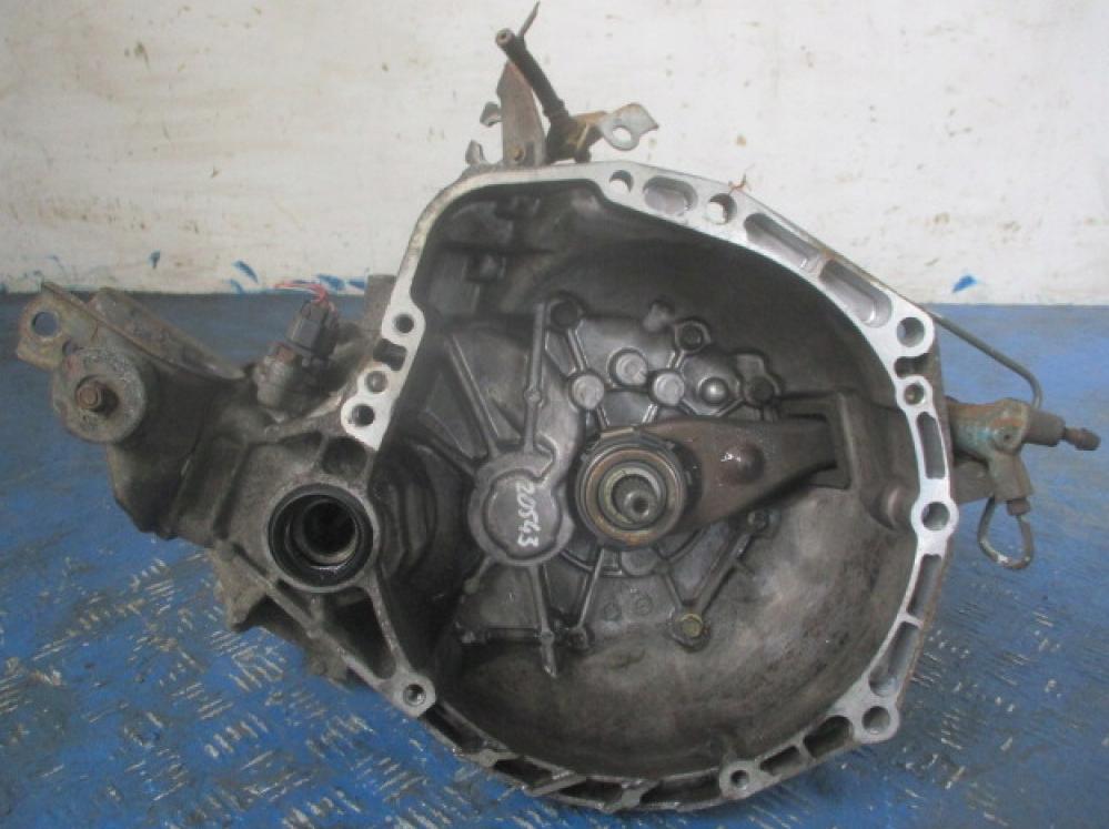 Toyota Yaris I 1999-2005 hatchback 1.0 VVTI petrol MT 50 kW 2001  Prevodovka manuálna