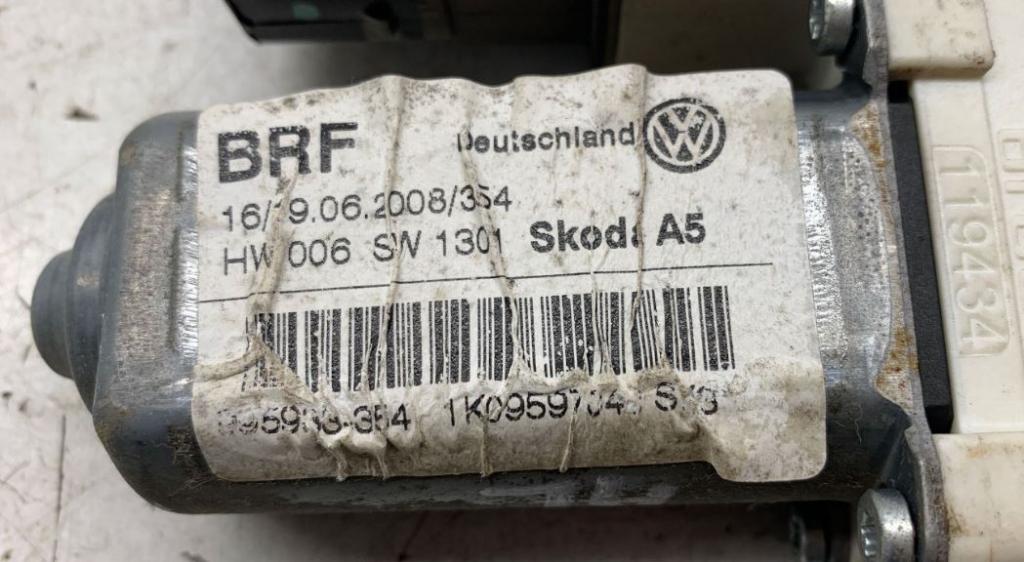 Skoda Octavia II 2004-2013 hatchback 1.9 TDI diesel AT 77 kW 2007  Motorček okien zadný pravý 1K0959794E