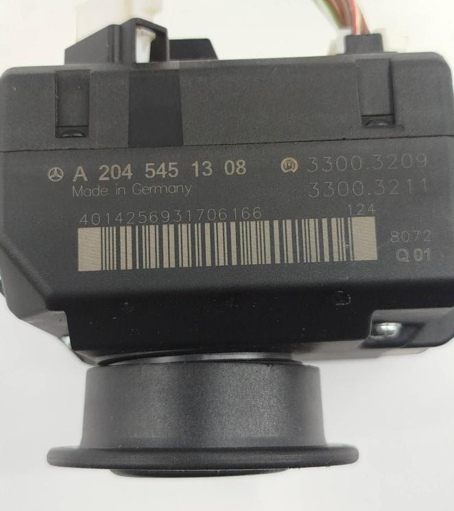 Mercedes C W204 2007-2014 sedan 2.2 CDI diesel AT 125 kW 2011 Spínacia skrinka A2045451308