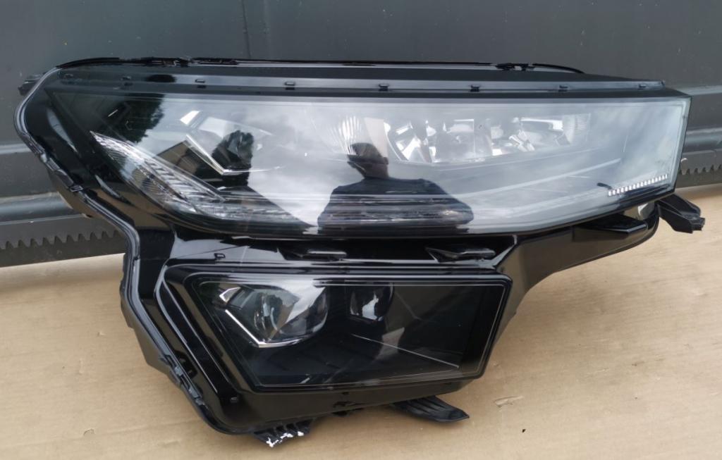 Skoda Kodiaq 2016- suv   Svetlo predné pravé