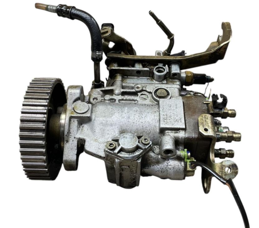 Volkswagen Caddy II 9K 1996-2004 minivan 1.9 SDI diesel 47 kW 2003  Vstrekovacie čerpadlo 0460484101 028130110S