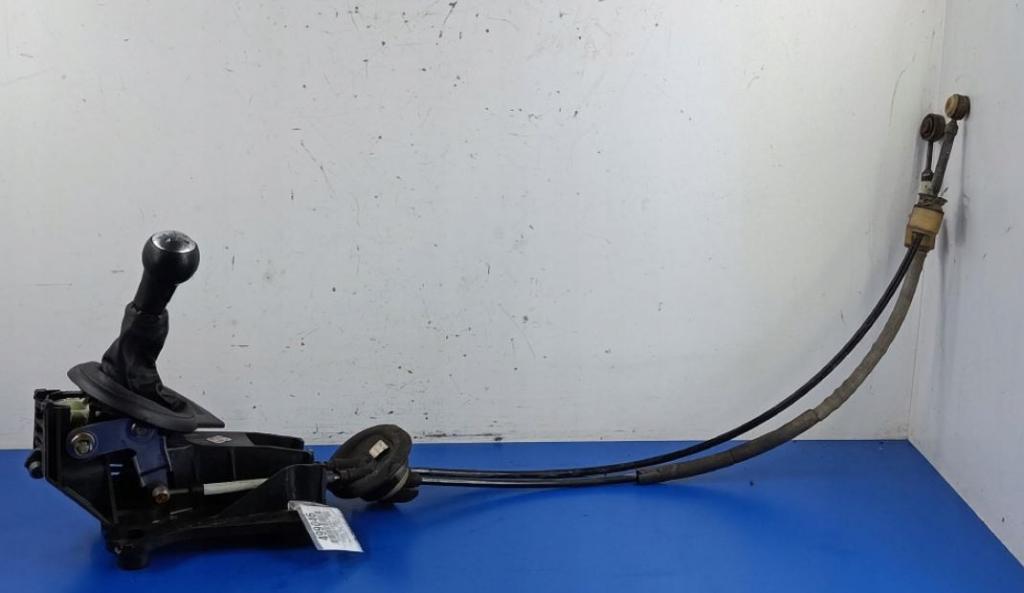 Citroen C4 I 2004-2011 hatchback 1.6 16v petrol MT 80 kW 2005  Rýchlostná páka (kulisa) 9655245980