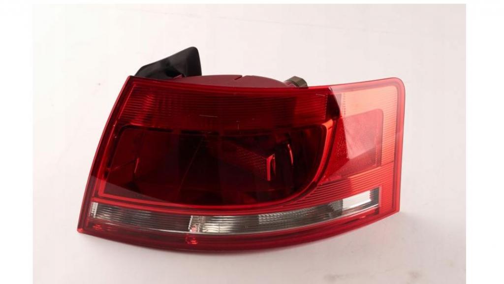 AUDI A4 kabriolet B7 CABRIO 2009 103,00 2.0 TDI - BPW 1968,00 Svetlo zadné pravé 8H0945096D