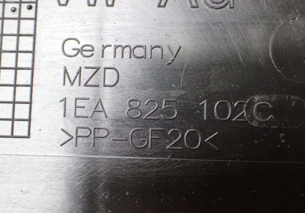 Audi Q4 2020- Kryt motora spodný 1EA825102C