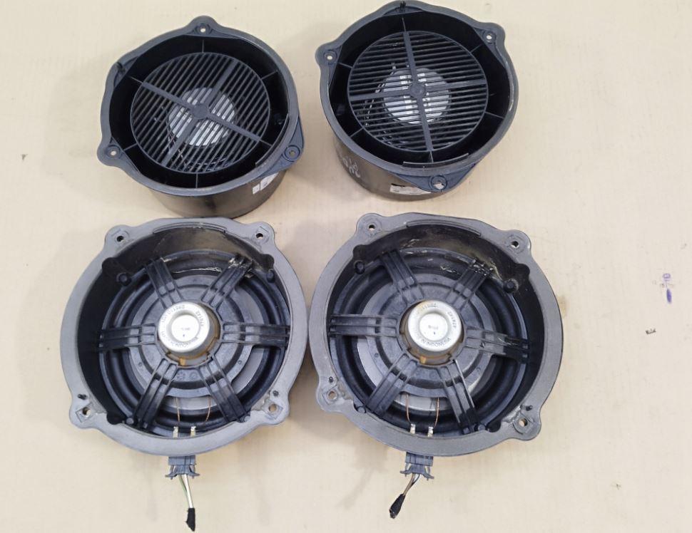 Audi Q7 2005-2015 hatchback 4.2 TDI diesel AT 240 kW 2008  Reproduktor 4F0035415B