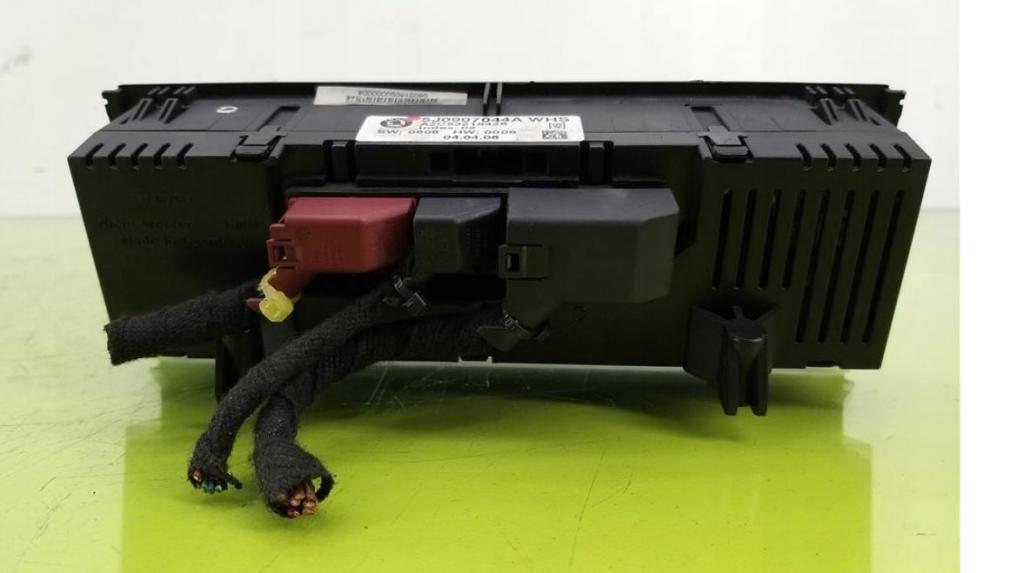 Skoda Fabia II 2007-2014 hatchback 1.2 12v petrol 51 kW 2007  Panel kúrenia/klimatizácie 5J0907044A A2C53218428