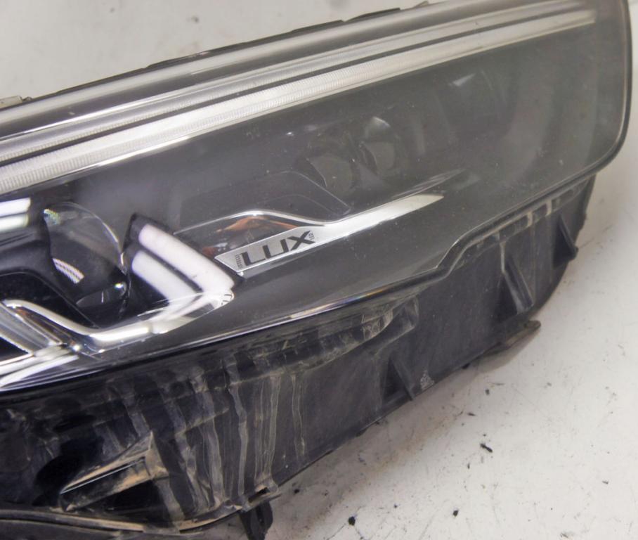Opel Insignia B 2017- combi  Svetlo predné pravé 39122975
