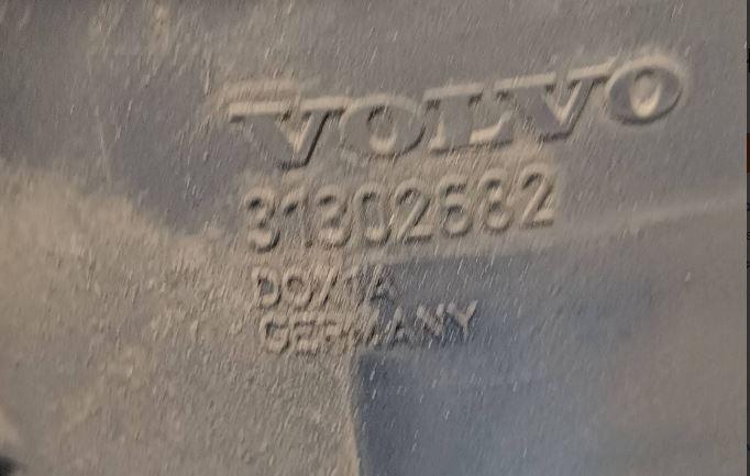 Volvo S60 II 2010-2018 sedan 2.0 D diesel AT 120 kW 2011  Palivový filter 6650473220