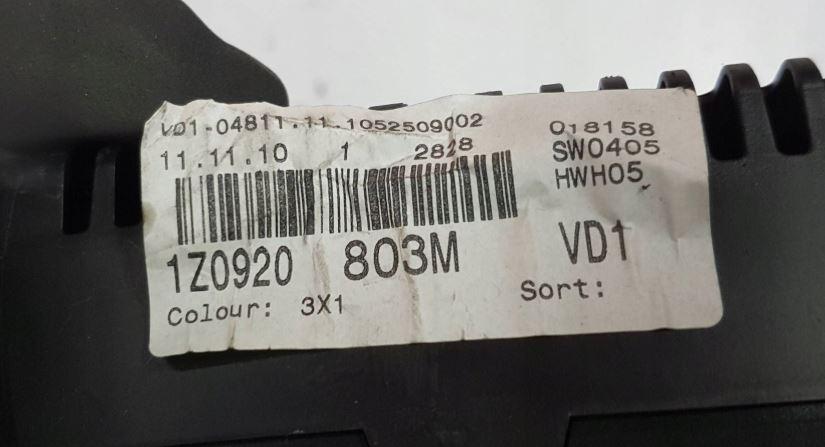 Skoda Octavia II 2004-2013 hatchback 1.9 TDI diesel AT 77 kW 2007  Prístrojová doska 1Z0920803M