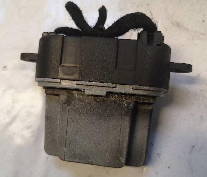 Alfa Romeo 147 hatchback Odpor (rezistor) kúrenia 52466964