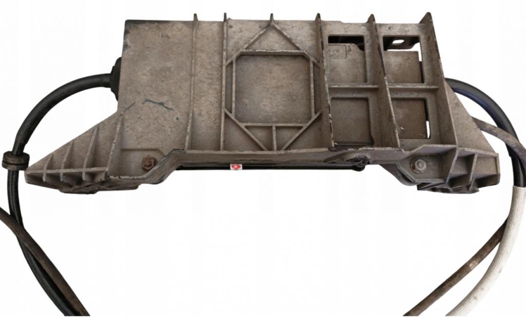 Renault Scenic II 2003-2009 hatchback Ručná brzda elektrická 8201070418